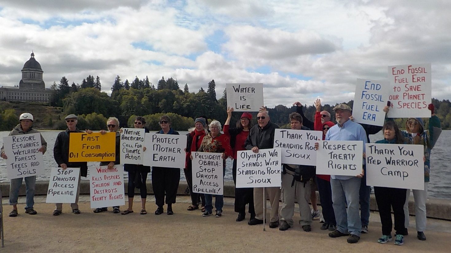Protestors in support of standing rock